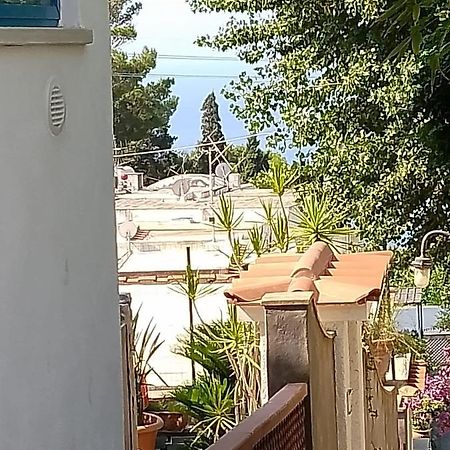 Nuida Casa Vacanze 호텔 카프리 외부 사진